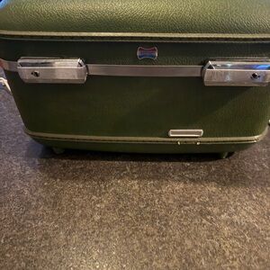 American Tourister Olive Green Suitcase